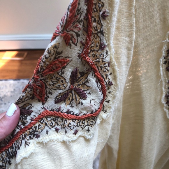 Free people embroidered flutter sleeve shirt - Picture 4 of 7